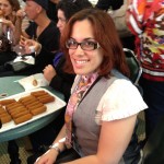 ¡Lista para probar las croquetas de jamón en el famoso Café Versailles en Little Havana!  Ready to taste ham croquetas in the famous Café Versailles in Little Havana!
